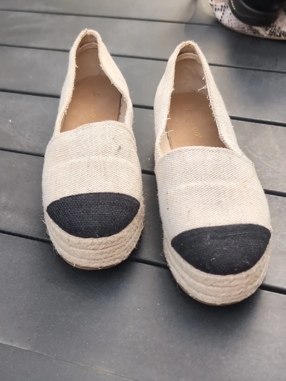 BAMBOO Natural Canvas Espadrilles with Black Toe Size 7M